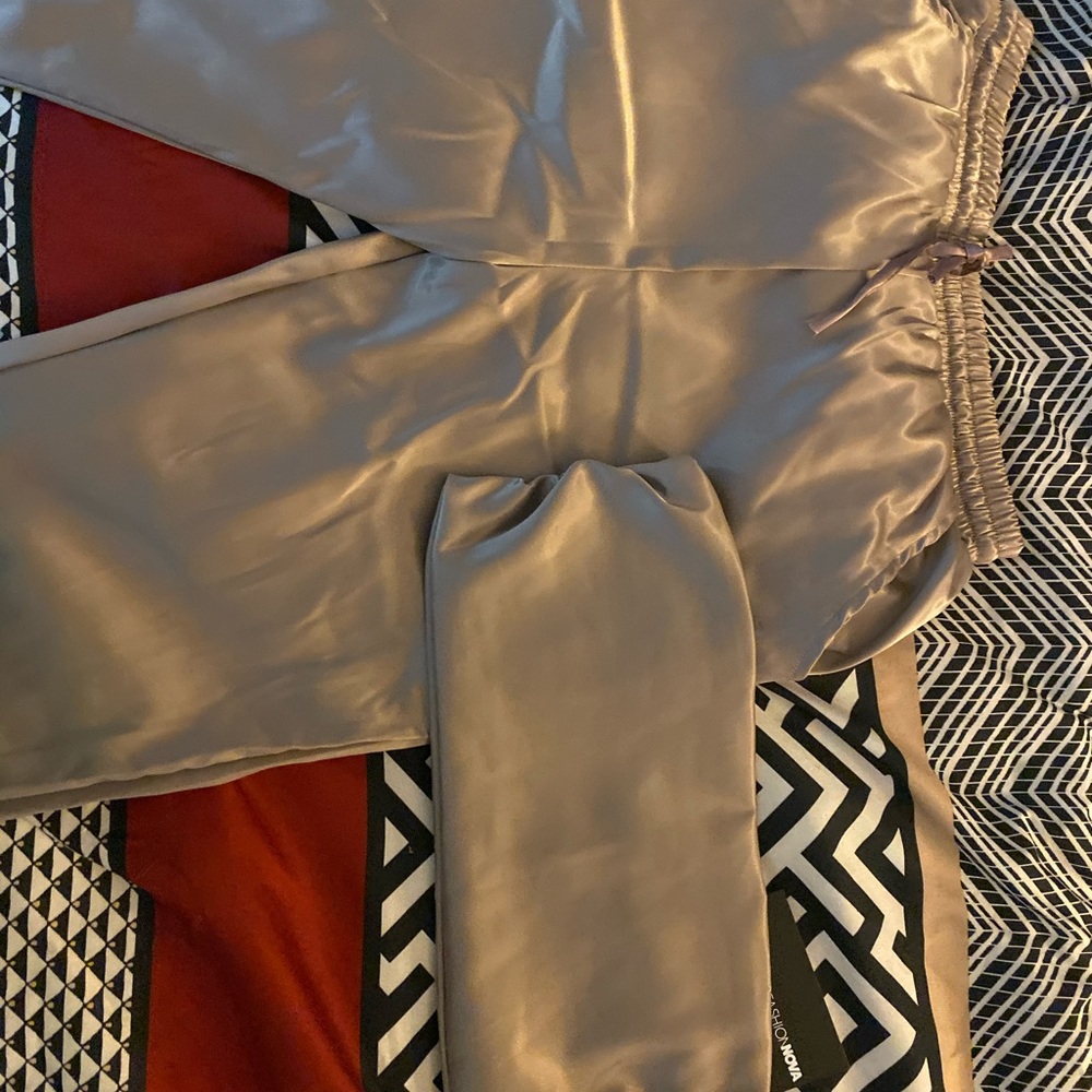 Pant set - Picture 2 of 6